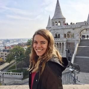 Meet your Posher, Alyssa